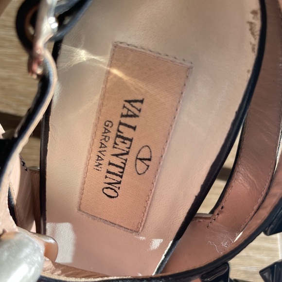 VALENTINO Garavani Vintage Studded Stilettos - Picture 5 of 8